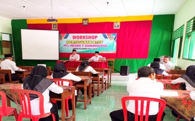 MTsN 9 Gunungkidul Tingkatkan Kualitas Pendidikan Melalui Workshop Penyusunan KTSP