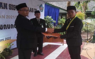 Wisuda dan Perpisahan Kelas IX Tahun Ajaran 2021-2022